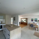 Nyaraló Maison Familiale Avec Jardin Et Parking , A 300m De La