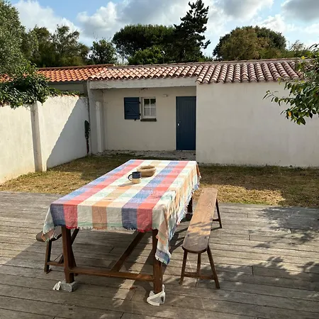 Les Sables Holiday home