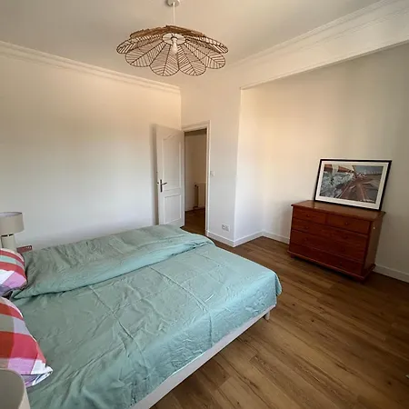 Maison Familiale Avec Jardin Et Parking , A 300m De La Les Sables-dʼOlonne